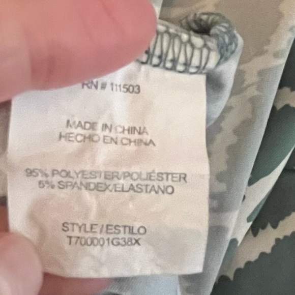 A.U.W. Women’s Plus Size Spandex Blend Blouse - Picture 6 of 6